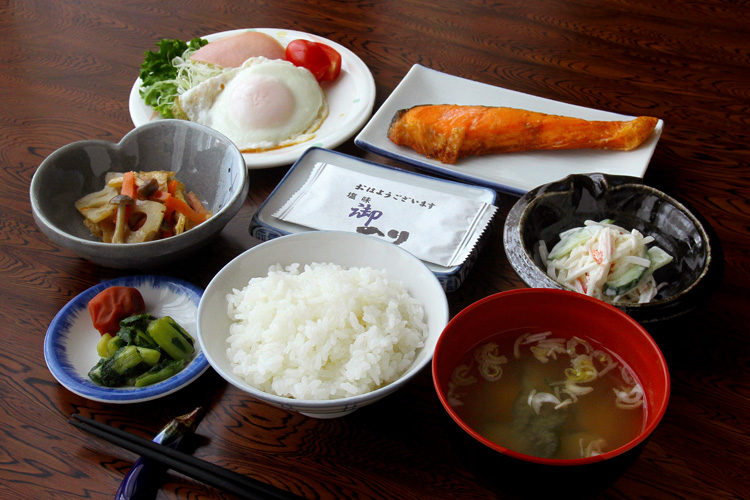 お料理　朝食の例